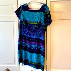 Pretty ladies spring colored flowered dress.